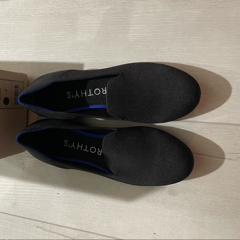 Black Rothy’s, size 7